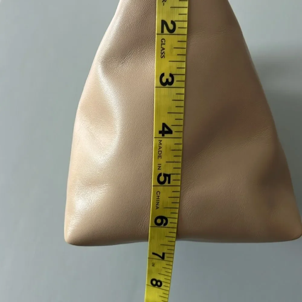 New & Other Stories Elegant Tan Leather Shoulder Bag